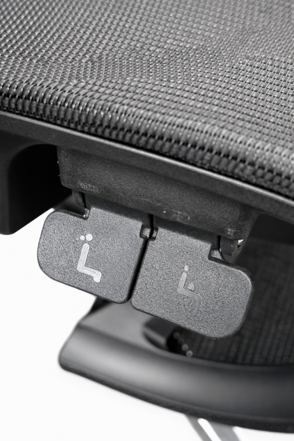 HexaPro Ergonomic Chair - YOE S1